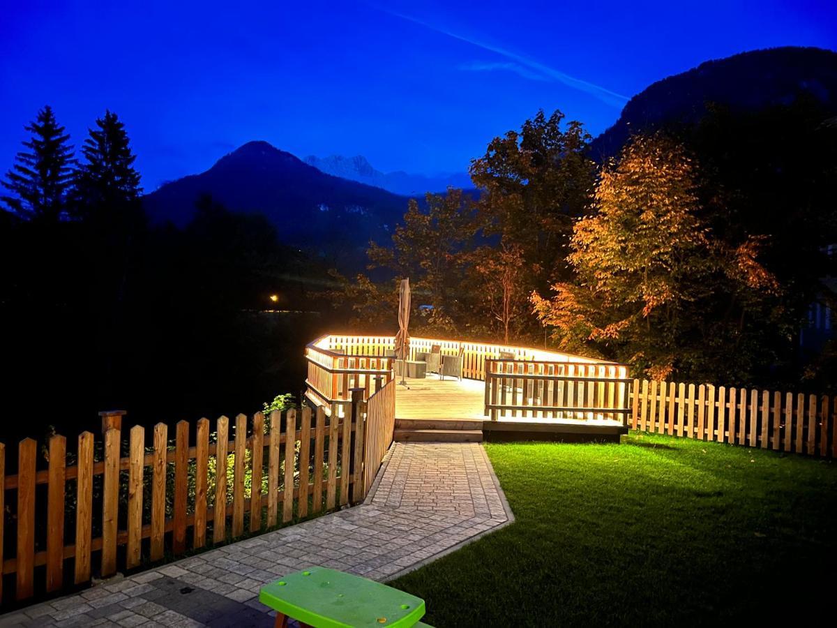 Haus Central Lofer Bagian luar foto