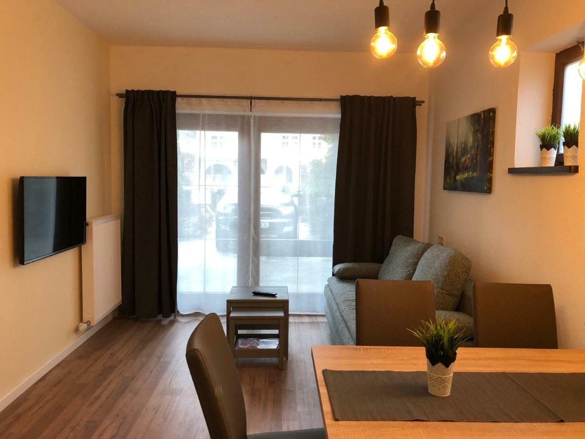 Haus Central Lofer Bagian luar foto